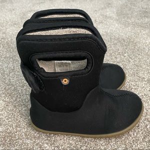 Bogs Toddler Size 8 Boots Black Unisex